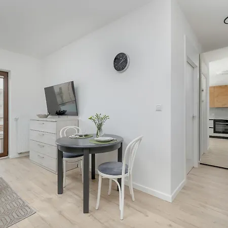 Modern 1 Maja With Parking In By Rent Like